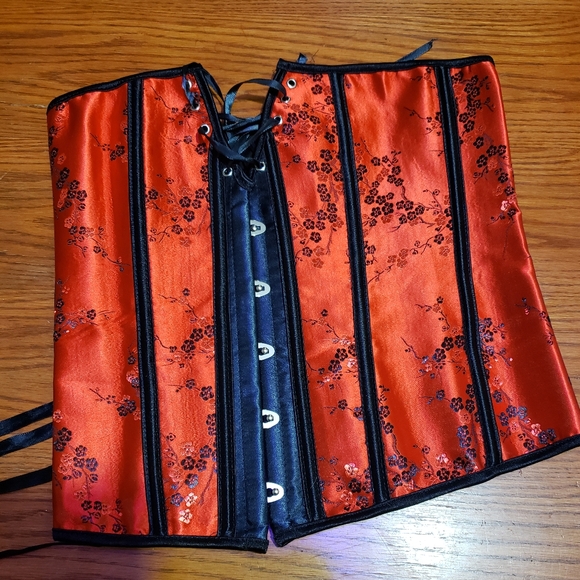Red Brocade Corset Overbust - Picture 3 of 4